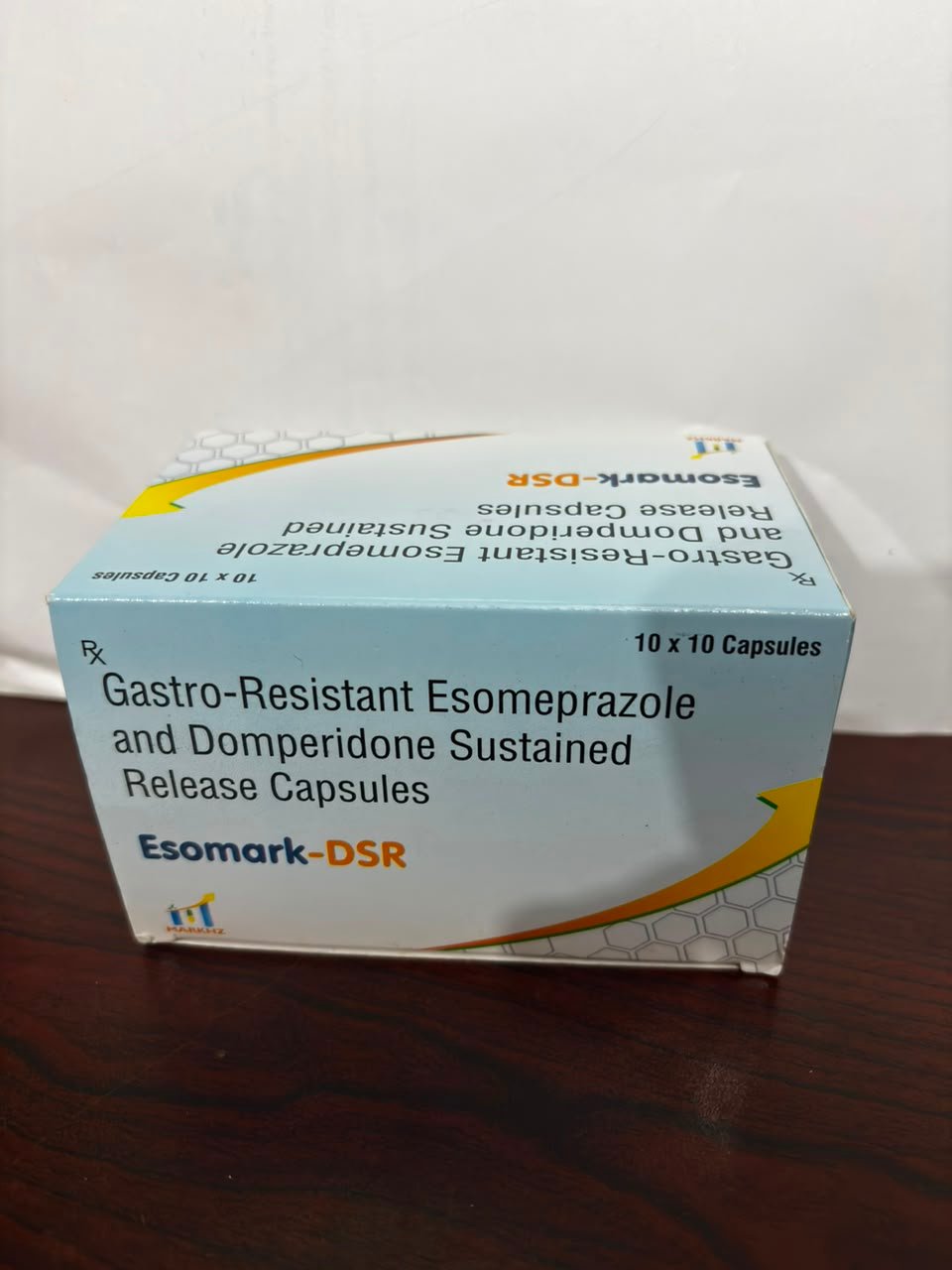 Esomark-DSR — Esomeprazole 40 mg (Gastro-Resistant) + Domperidone 30 mg (SR) pack shot